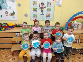 День аквариумных рыбок прошел во 2 младшей группе "Б" День аквариумных рыбок прошел во 2 младшей группе "Б".